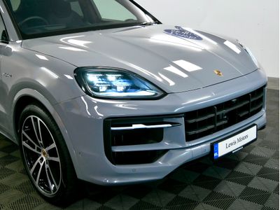 2025 Porsche Cayenne