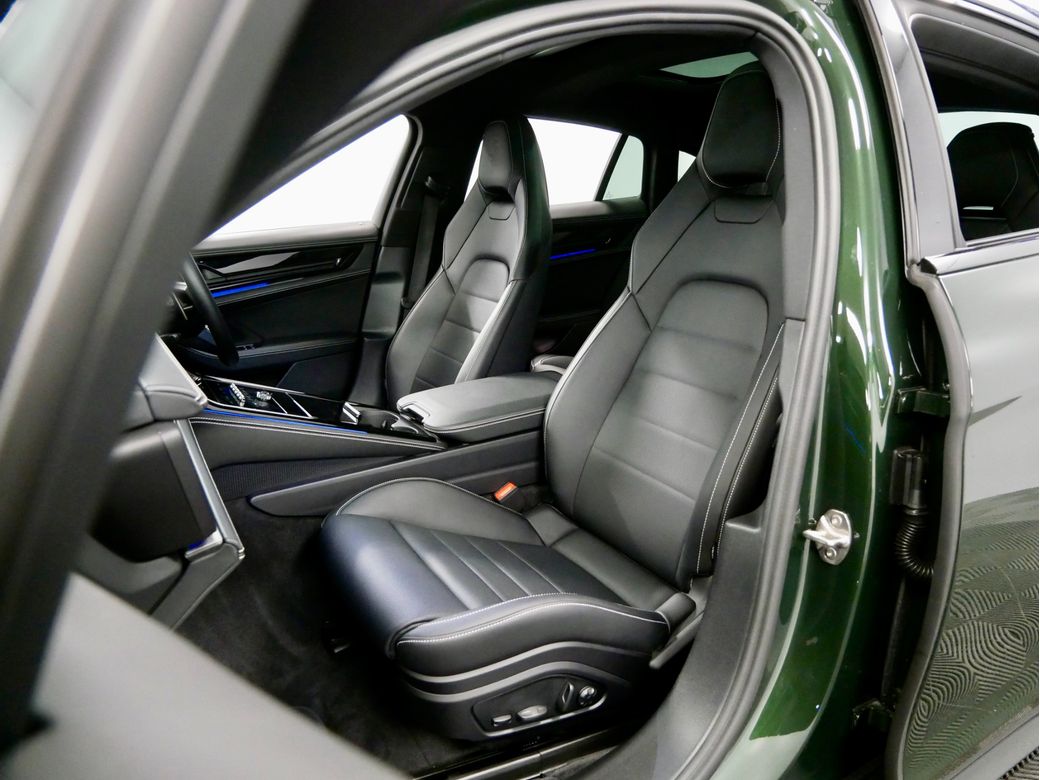 2025 Porsche Panamera