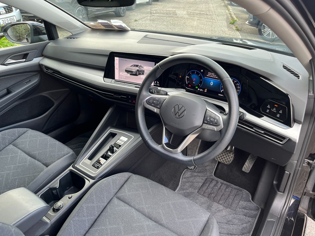 2023 Volkswagen Golf