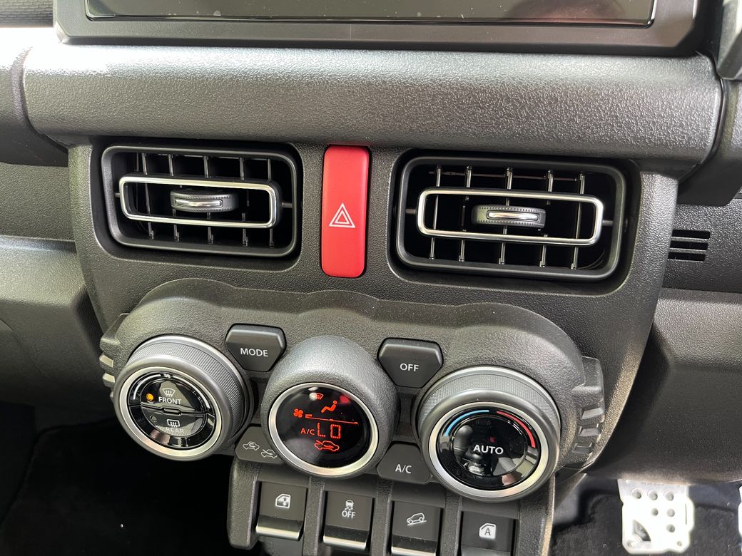 2024 Suzuki Jimny