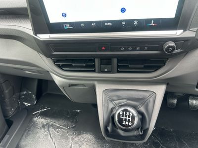 2025 Volkswagen Transporter