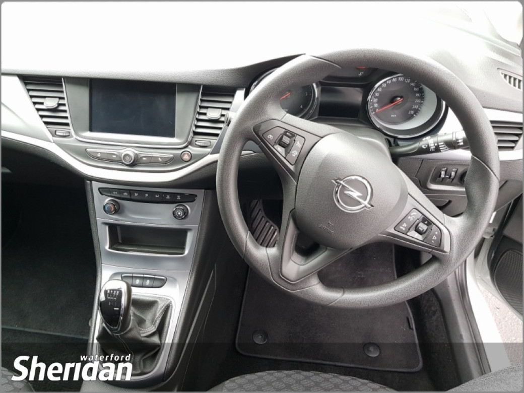 2022 Opel Astra