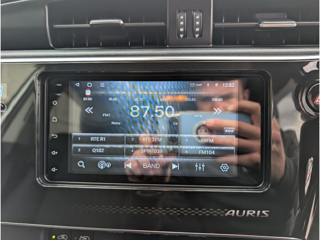 2016 Toyota Auris