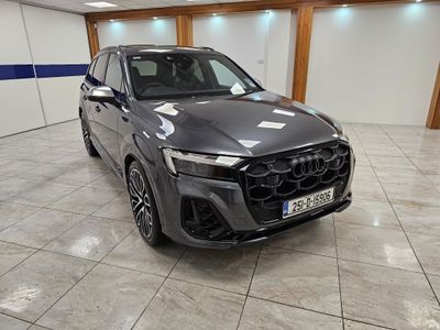 2025 Audi SQ7