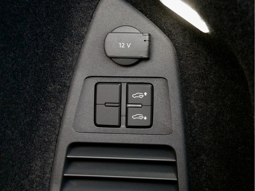 2025 Volkswagen Touareg