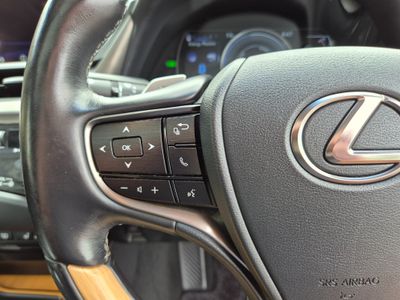 2020 Lexus ES 300h