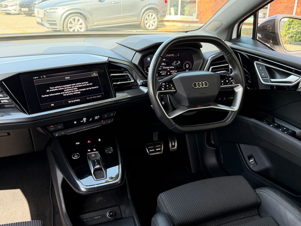 2022 Audi Q4