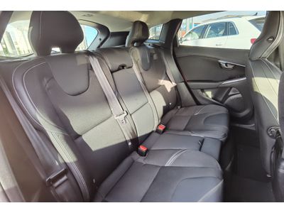 2014 Volvo V40