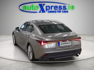 2021 Lexus IS 300h
