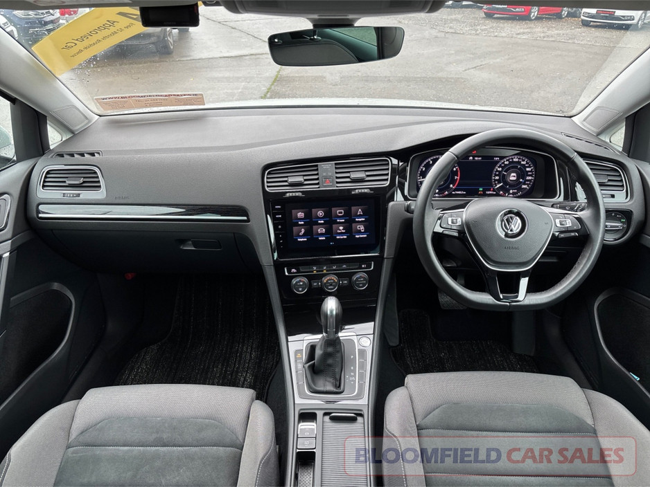 2017 Volkswagen Golf
