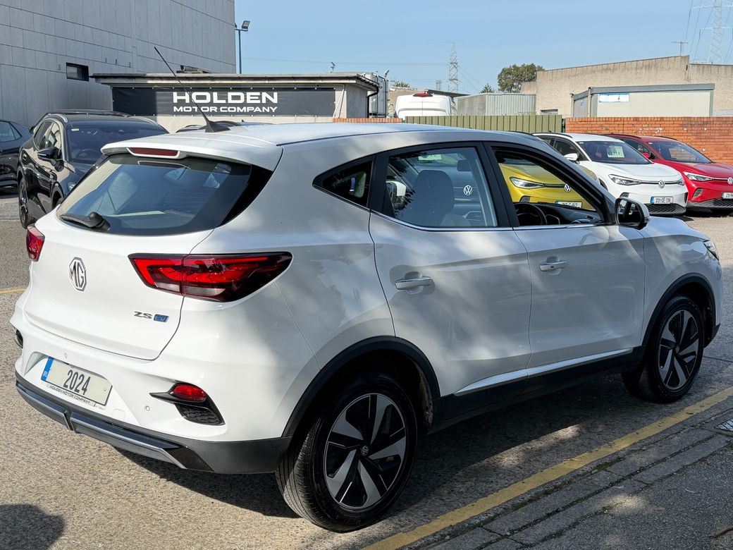 2024 MG ZS