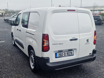 2020 Peugeot Partner