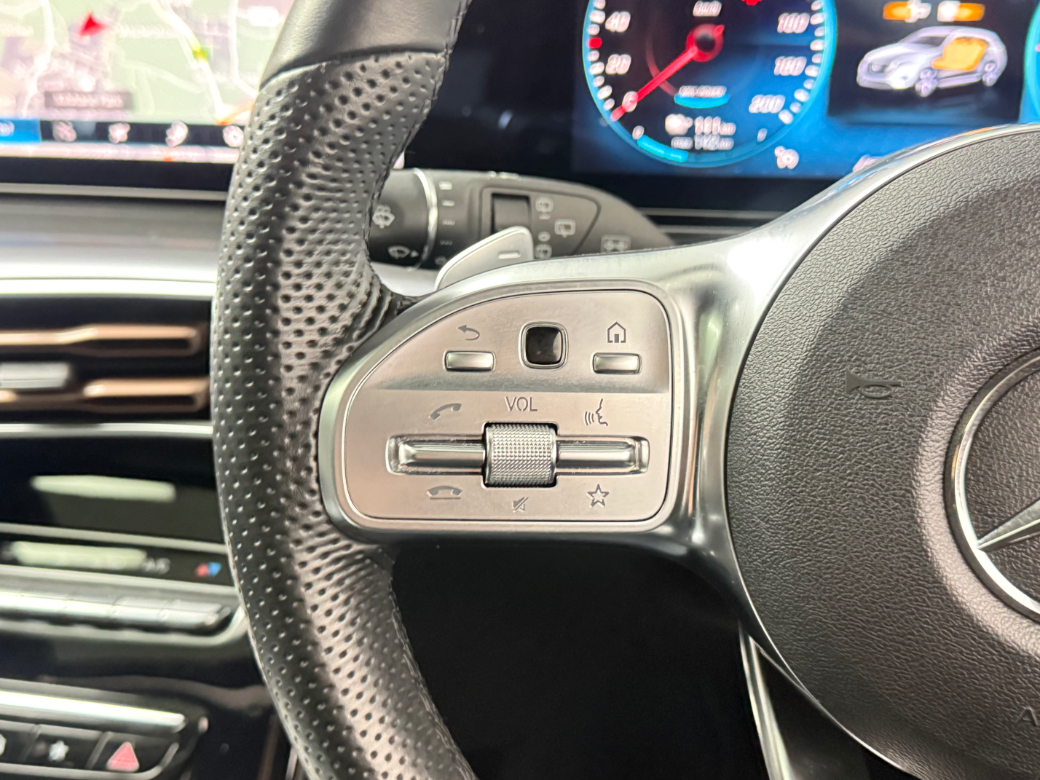 2023 Mercedes-Benz EQC