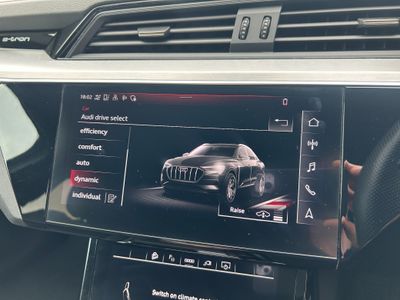 2022 Audi e-tron