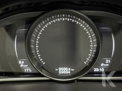2018 Volvo V40