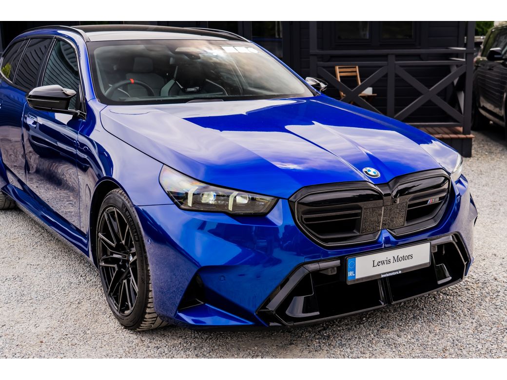2025 BMW M5