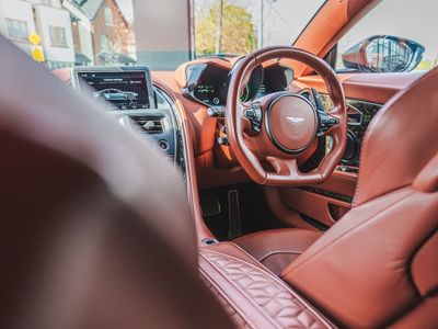 2018 Aston Martin DBS