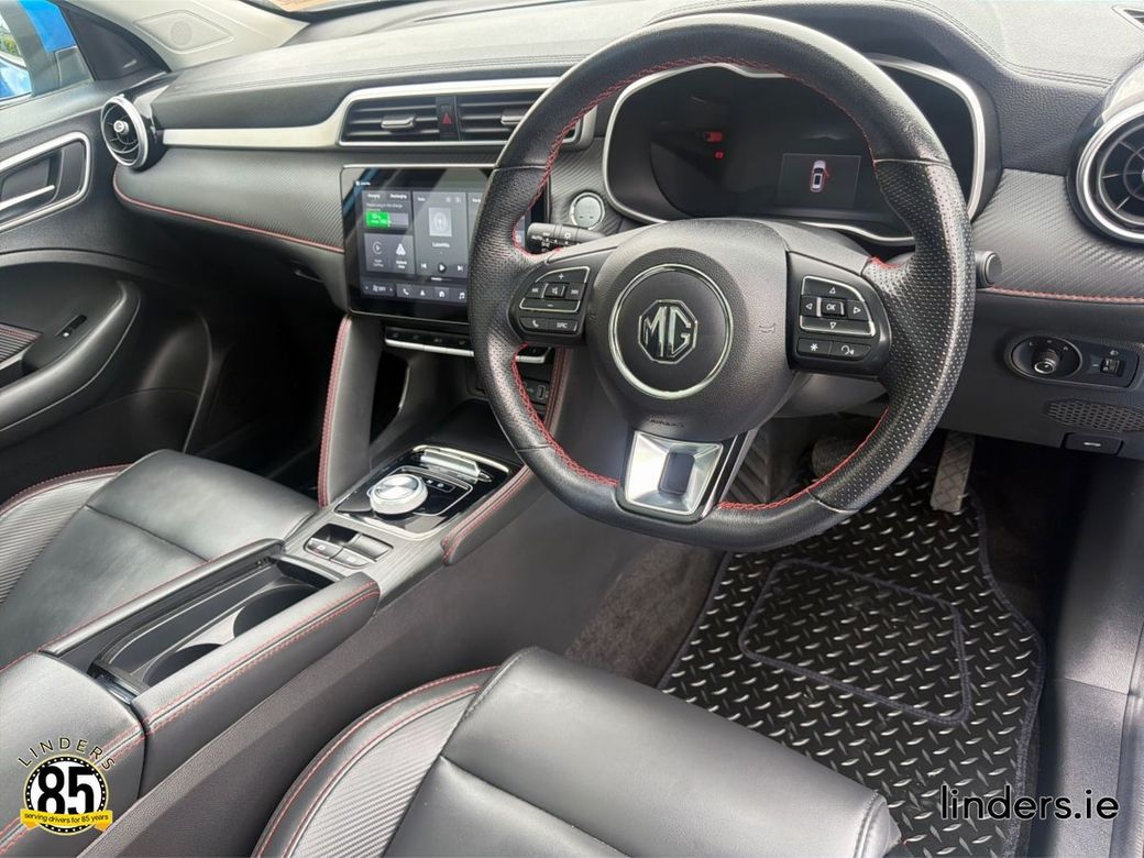 2023 MG ZS