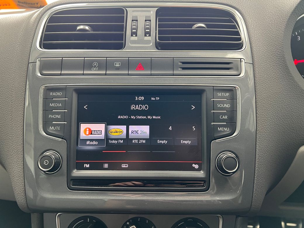 2015 Volkswagen Polo