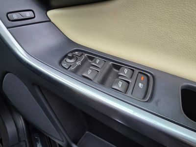 2016 Volvo XC60