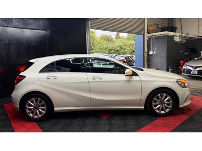 2017 Mercedes-Benz A 180