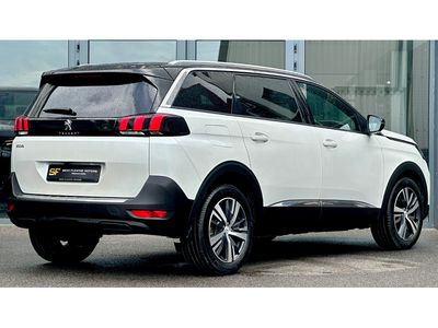 2024 Peugeot 5008