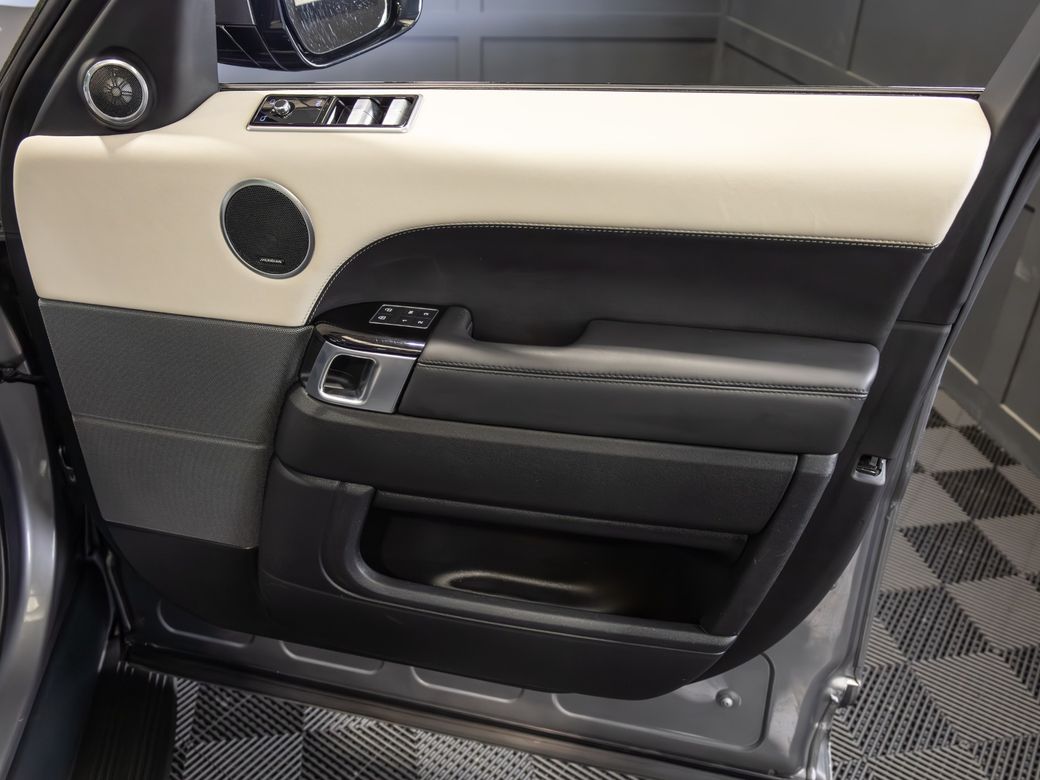 2021 Land Rover Range Rover Sport