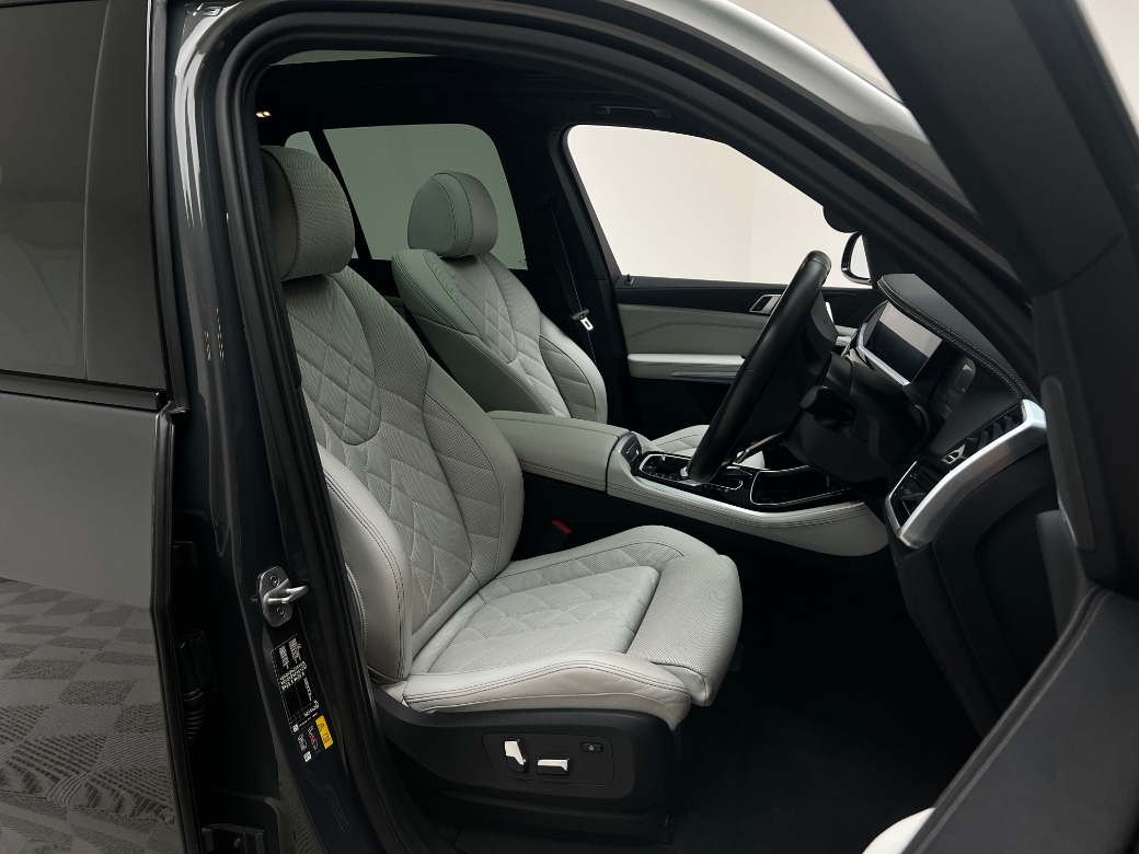 2023 BMW X5