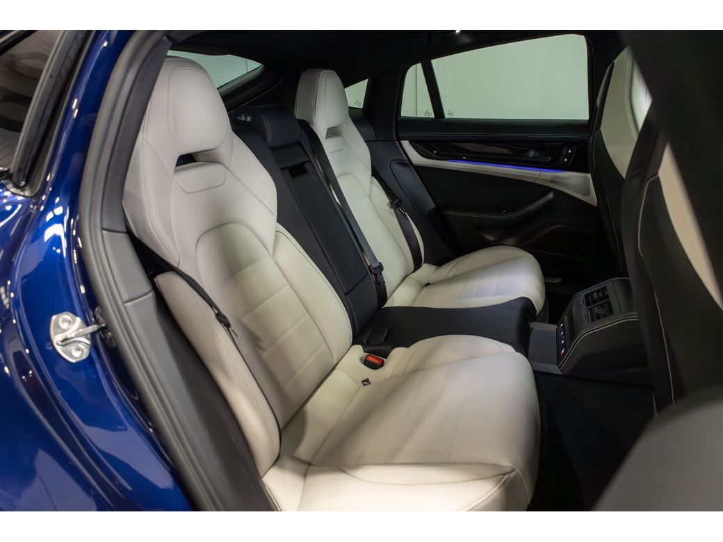 2025 Porsche Panamera