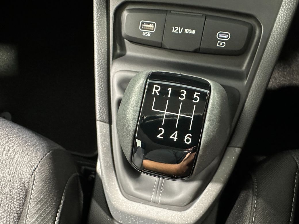 2026 Kia Stonic