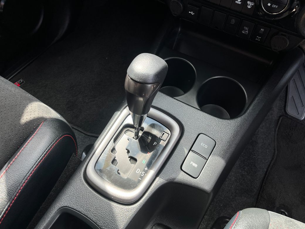 2024 Toyota Hilux