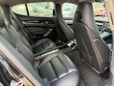 2015 Porsche Panamera