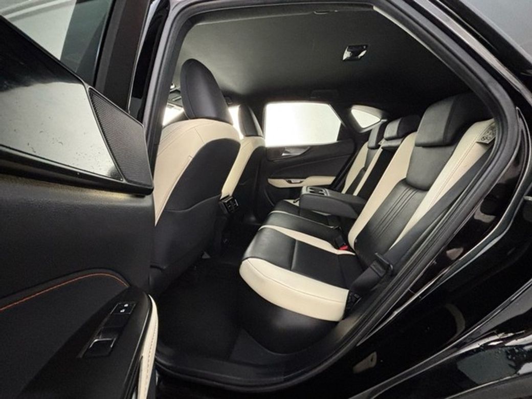 2023 Lexus NX 450H+