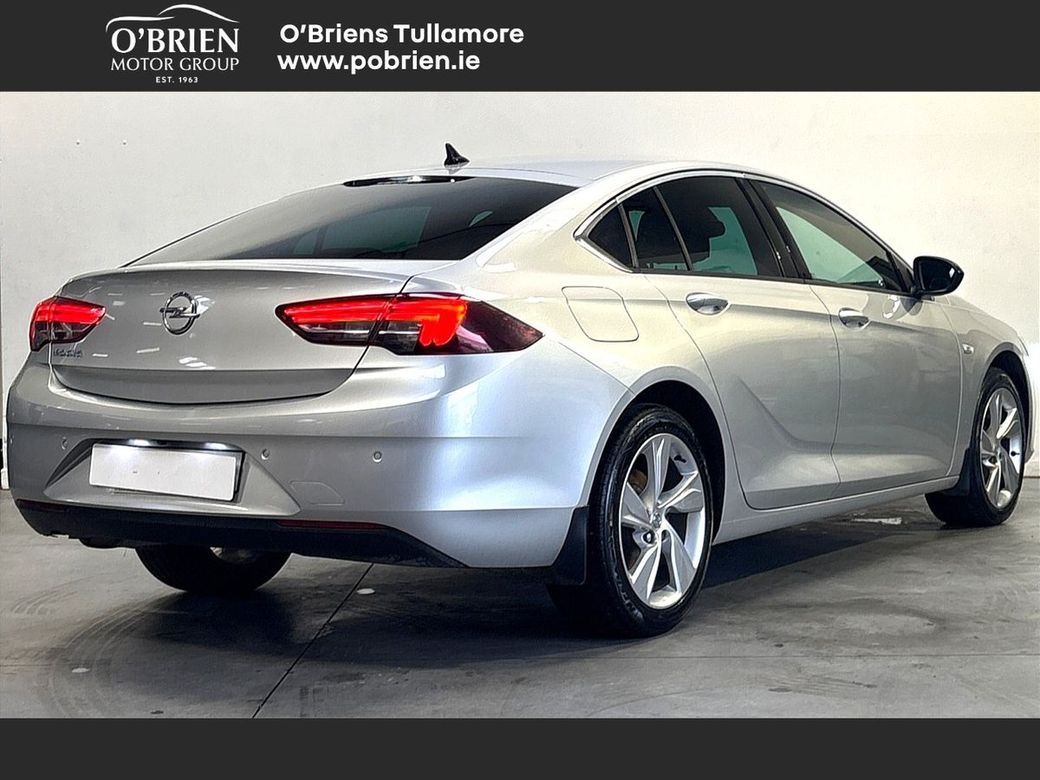 2022 Opel Insignia