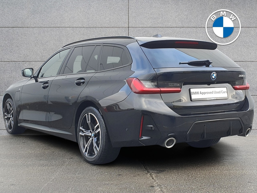 2025 BMW 330