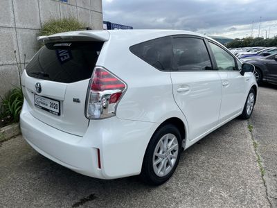2020 Toyota Prius Alpha