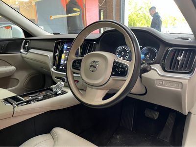 2021 Volvo V60