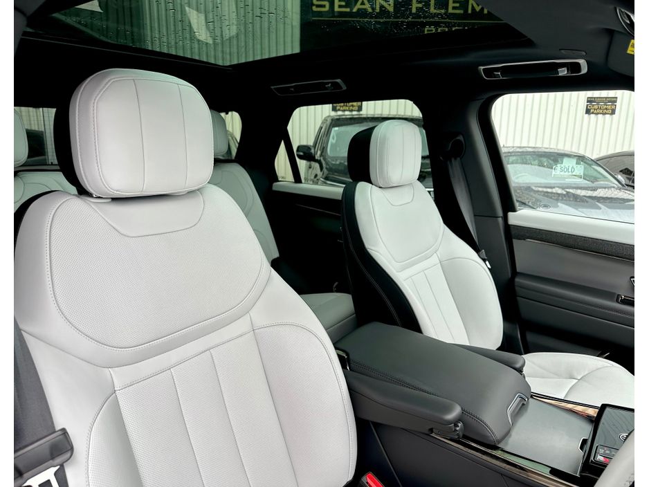 2025 Land Rover Range Rover