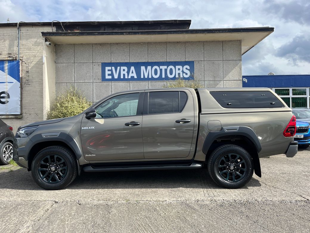 2025 Toyota Hilux