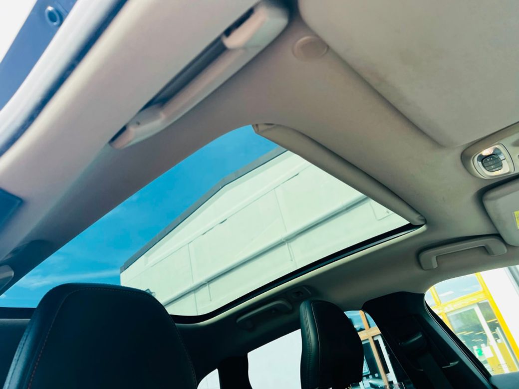 2015 Volvo V40