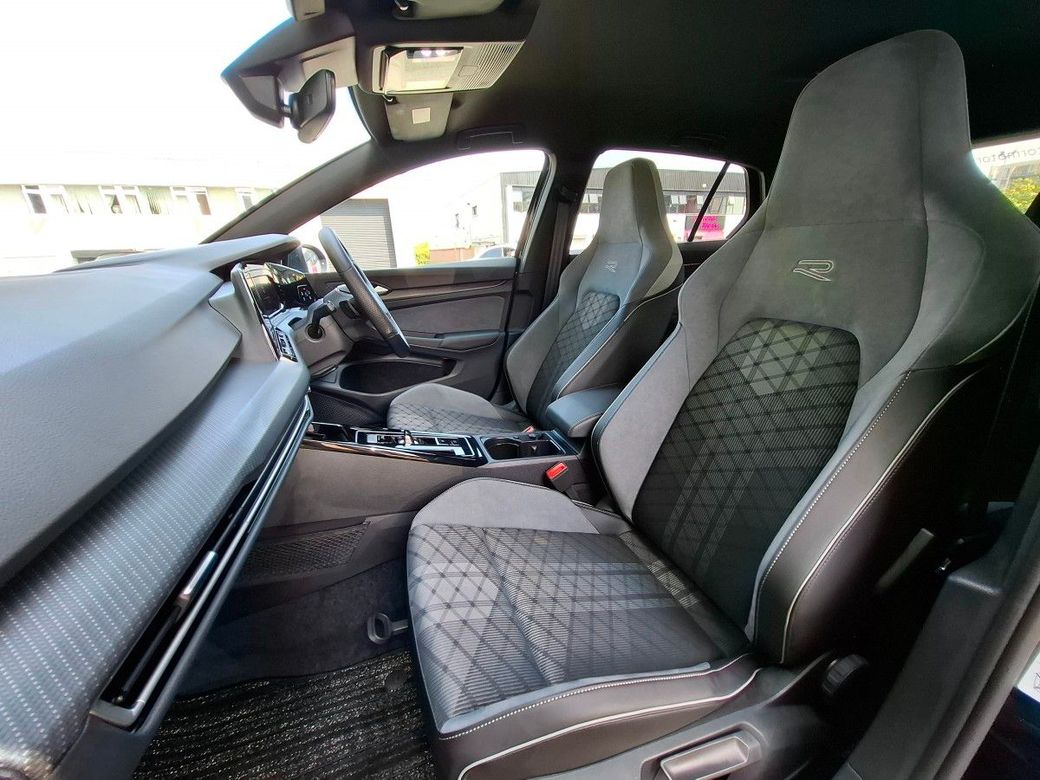 2024 Volkswagen Golf