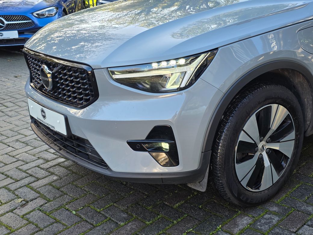 2023 Volvo XC40