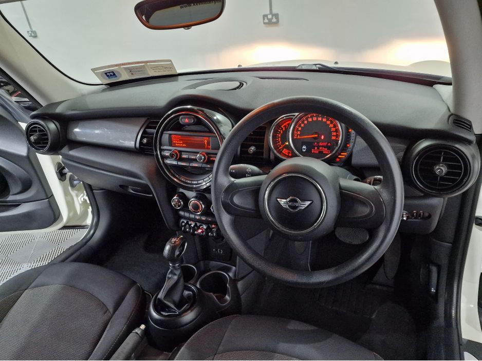 2014 Mini Hatch