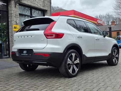 2022 Volvo XC40