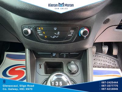 2022 Ford Transit Courier