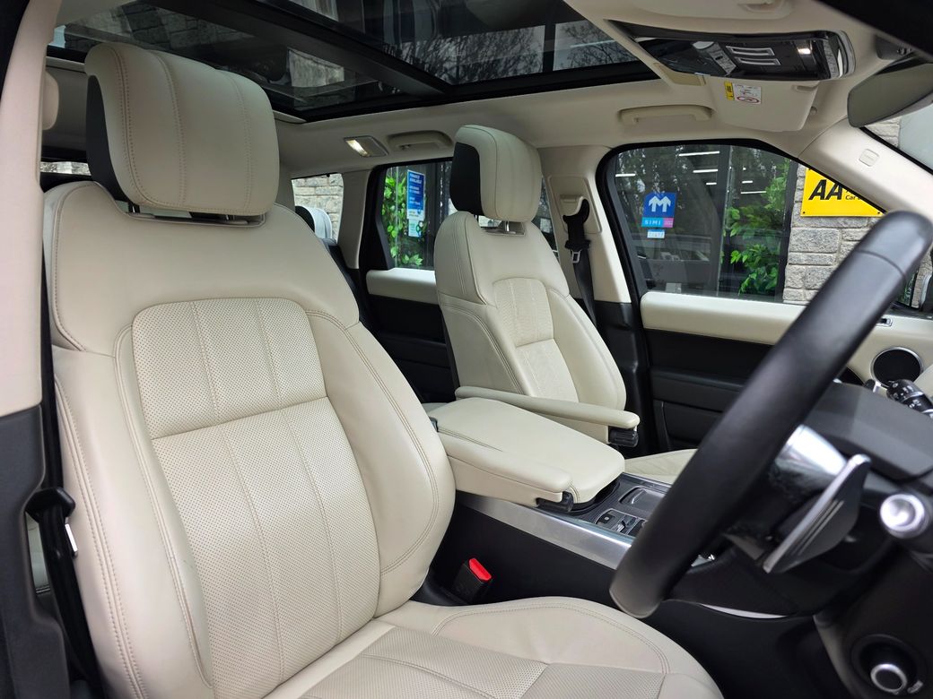 2020 Land Rover Range Rover Sport