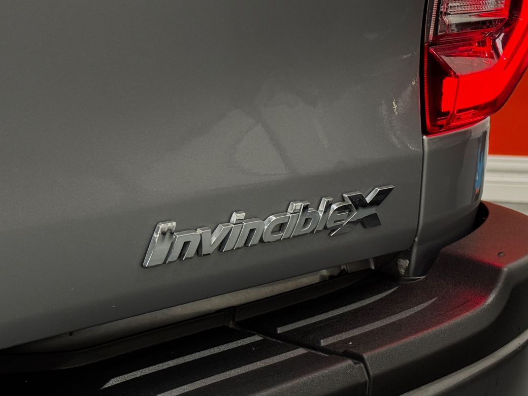 2022 Toyota Hilux