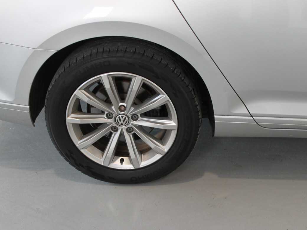 2019 Volkswagen Passat