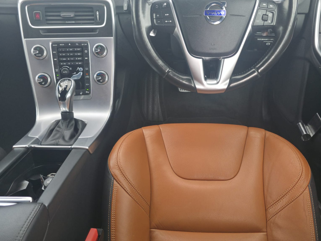 2018 Volvo V60