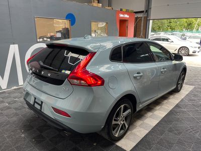 2019 Volvo V40